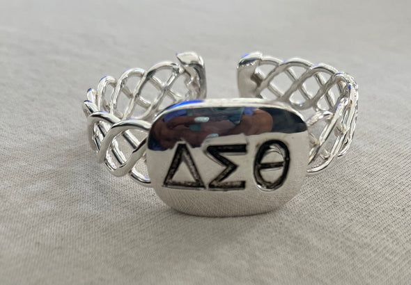 DST Bangle