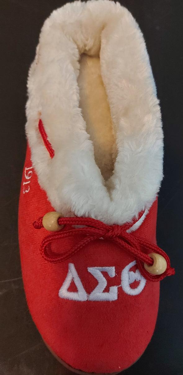 DST Comfy Slippers